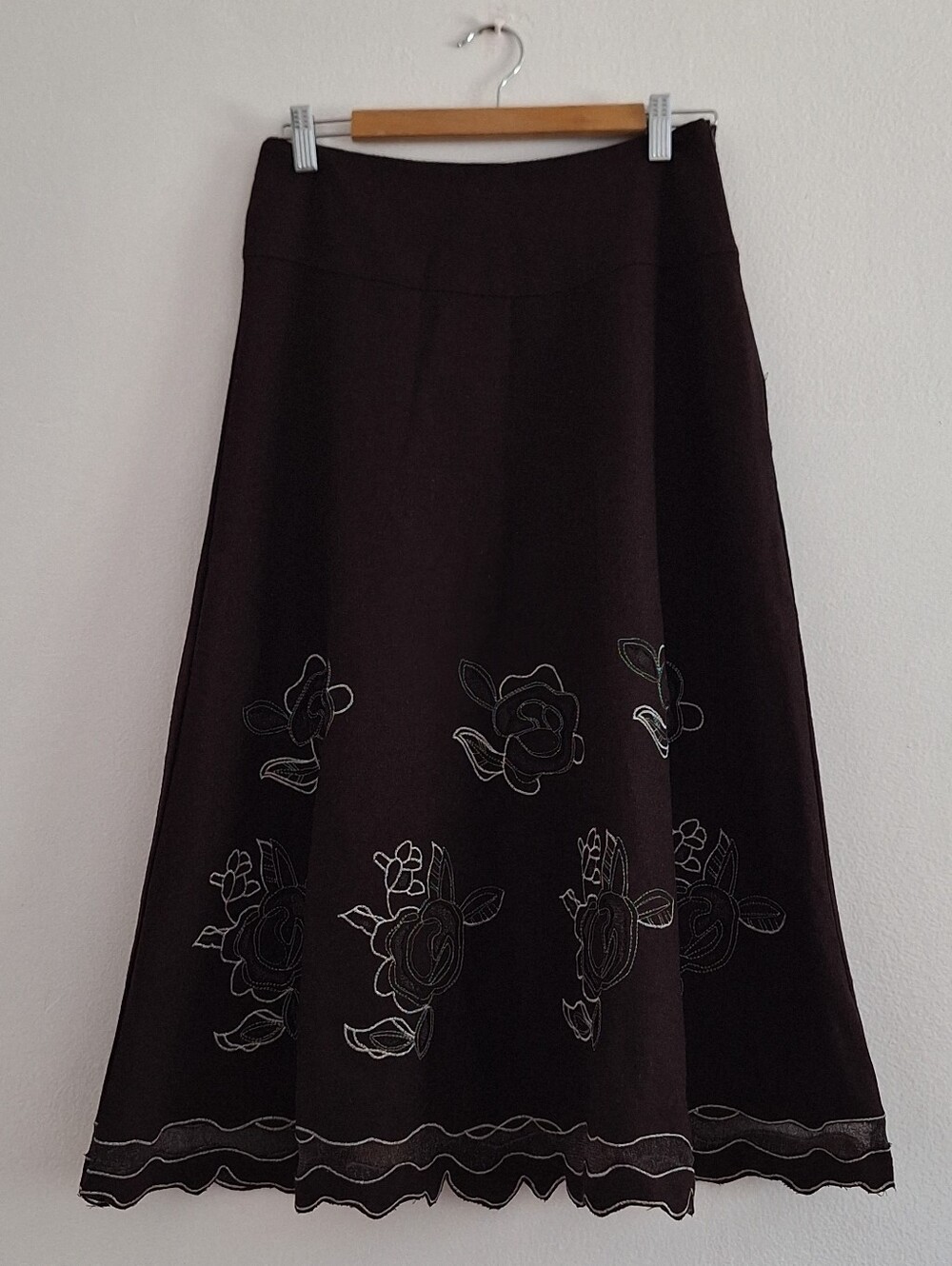 NWT DV& DN A-Line Dark Brown Floral Embroidered Midi Skirt